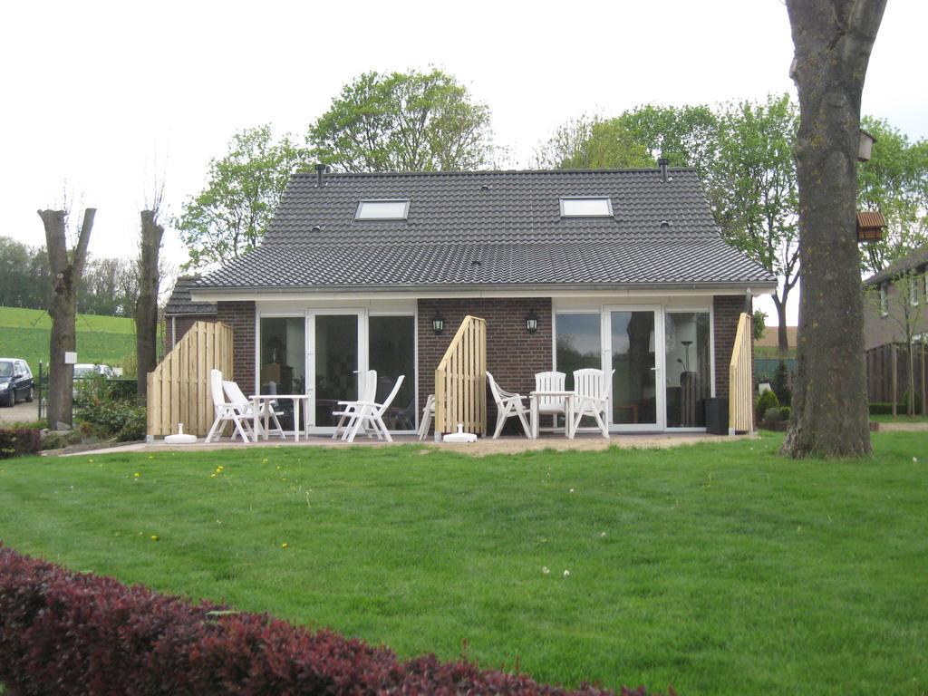 Vakantiewoningen Pinkers Hotel Gulpen Kültér fotó